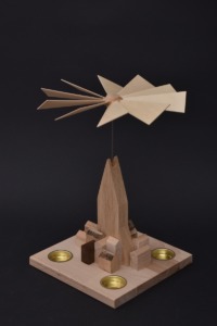 021_Weihnachtspyramide-modern