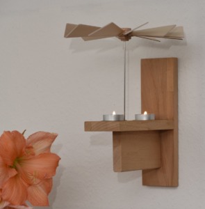 002_Moderne Wandpyramide-Teelichte